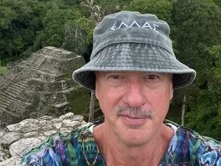 Streamate Watch Live Sex Cams of GuyGrey