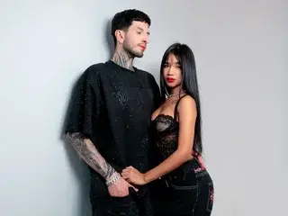 Streamate Sex Cam of AuroraHands