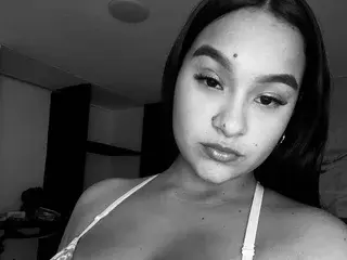 Streamate Adult Video Chat of Kattymiller18