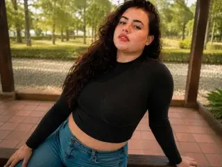 Streamate Adult Video Chat of LatinFruit
