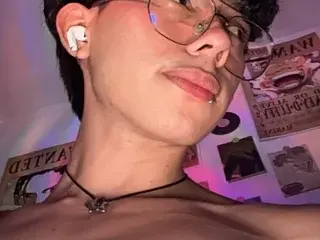 Streamate Live Porn of lyan_twink