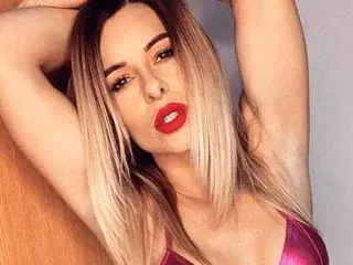 Streamate Adult Webcams of MikaelaWittBabestation