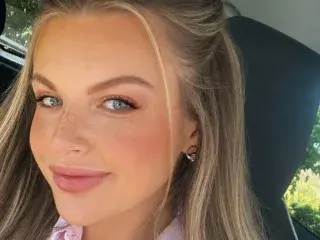 Streamate Free Porn Cam of ArabellaRoseheyxx