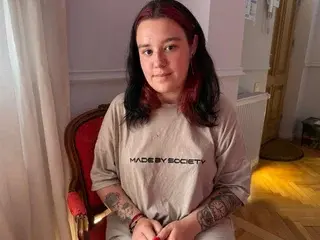 Streamate Live Sex Cam of KEERA