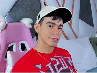 Streamate Private Sex Chat of alejo_karte18
