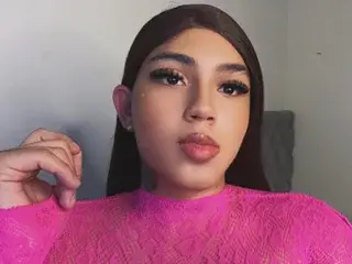 Streamate Live Porn of AnthonellaBroowm