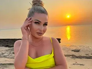 Streamate Live Sex of NikaStill