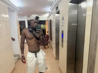 Streamate Nude Webcam of yulian23