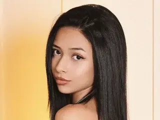 Streamate Live Sex Cam of LyahFerrer