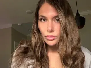 Streamate Nude Webcam of ThekinkyCreative