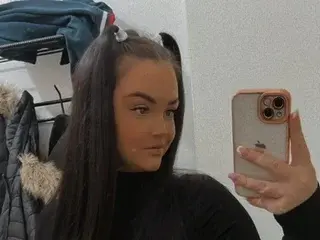 Streamate Live Sex of MilaFawn