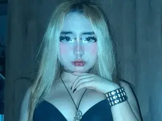 Streamate Free Live Porn of ElizabethCrowleyy