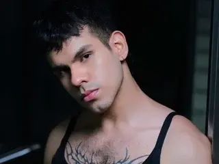 Streamate Adult Webcam of Derek_Voss