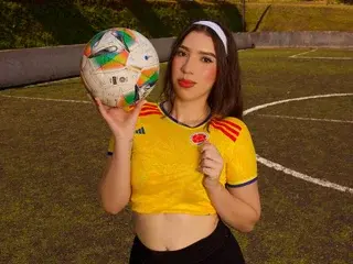 Streamate Best live sex cam show of AriaBennet
