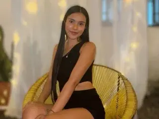 Streamate Private Sex Chat of nahomy_park18
