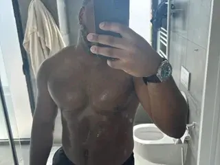 Streamate Watch Live Sex Cams of Drainthebbc