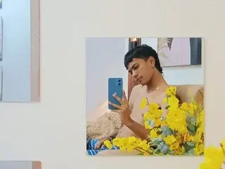 Streamate Free Porn Cam of markbowie18