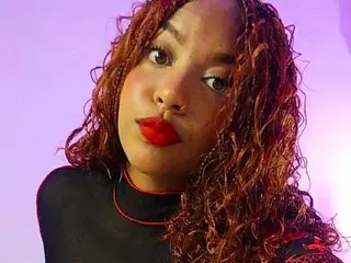 Streamate Adult Video Chat of Lynn_Cute