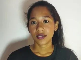 Streamate Free Porn Cam of Tesoro_Malibu