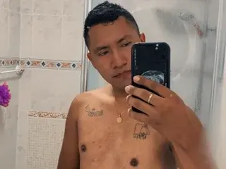Streamate Adult Video Chat of Alessandro_28