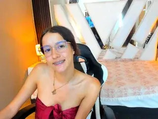 Streamate Adult Video Chat of Linda4Petite