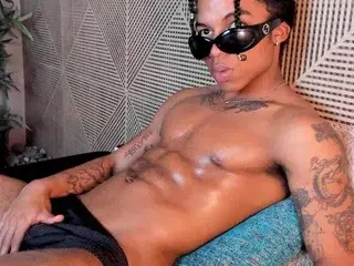 Streamate Free Porn Cam of Black_tentationx