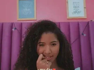 Streamate Adult Webcam of blacksweetiee