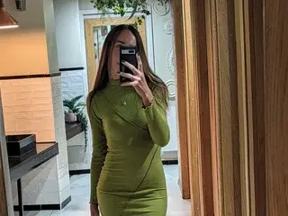 Streamate Live Porn of Hannah_L