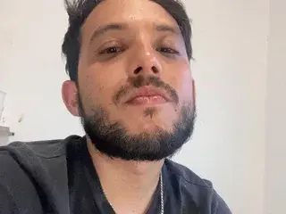 Streamate Sex Cam of roc_co