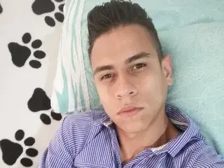 Streamate Live Porn of candyboy21