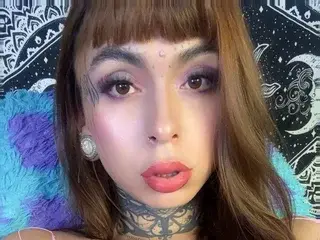 Streamate Free Live Porn of WitchDivinne
