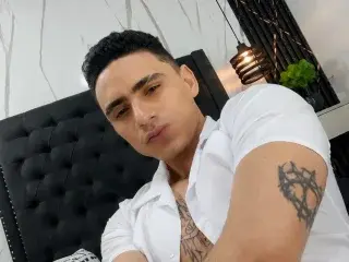 Streamate Private Sex Chat of CarlosSpecter01