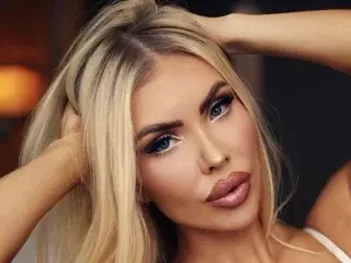 Streamate Live Sex Cam of VioletchelseaBabesatation