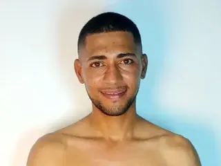 Streamate Live Porn of JuanJoHot