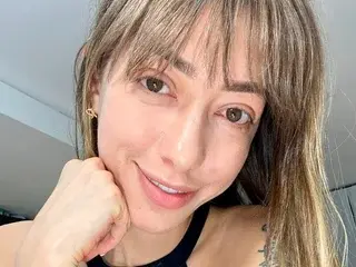 Streamate Best live sex cam show of HolyPink