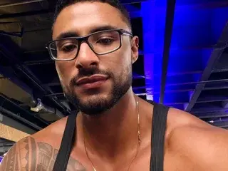 Streamate Nude Webcam of Liam_Garcia