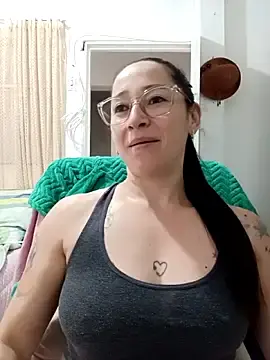 Stripchat Live Sex of emilypoppy3