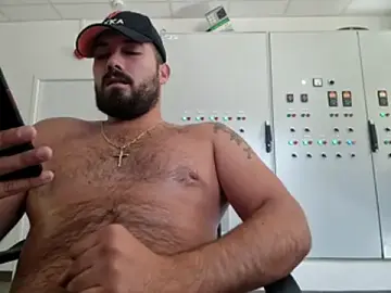 Stripchat Live Sex of Instinctbrut