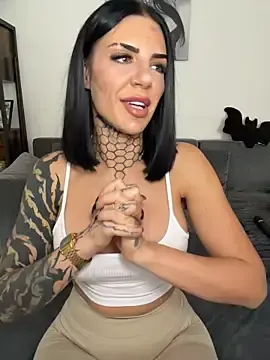 Stripchat Nude Webcam of LexiCoco