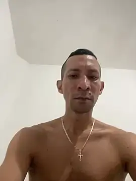 Stripchat Sex Cam of michael_close26