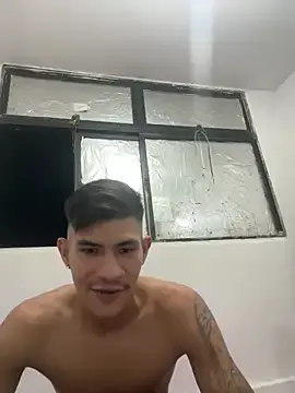 Stripchat Sex Cam of Andreolimaf2