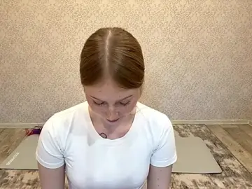 Stripchat Free Porn Cam of RavenShuker