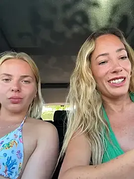Stripchat Live Sex of SweetAlegra_