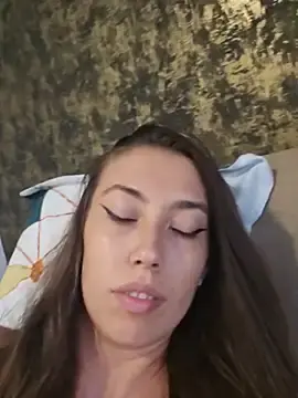 Stripchat Adult Webcam of VirginPussySquirt