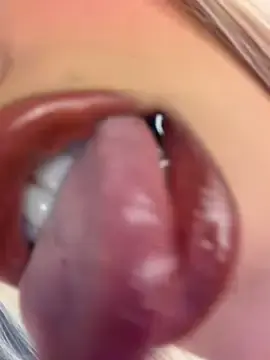 Stripchat Free Porn Cam of miss_tatiana_