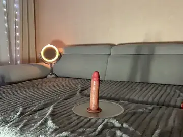 Stripchat Sex Cam of Anna_Li