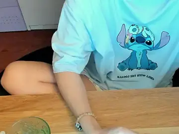 Stripchat Free Porn Cam of IIllIlll