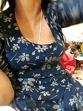 Stripchat Sex Cam of Lovely-Deepa