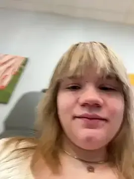 Stripchat Sex Cam of Cutiepiespanks