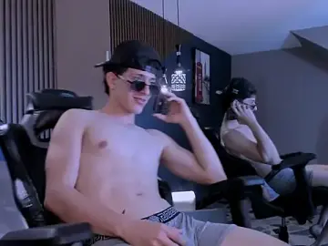 Stripchat Live Sex Cam of TheGhostforeeonss